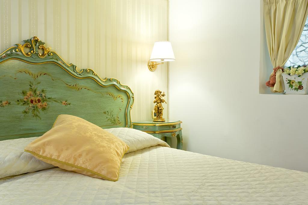 Bed and Breakfast Ca' Della Loggia Венеция Экстерьер фото
